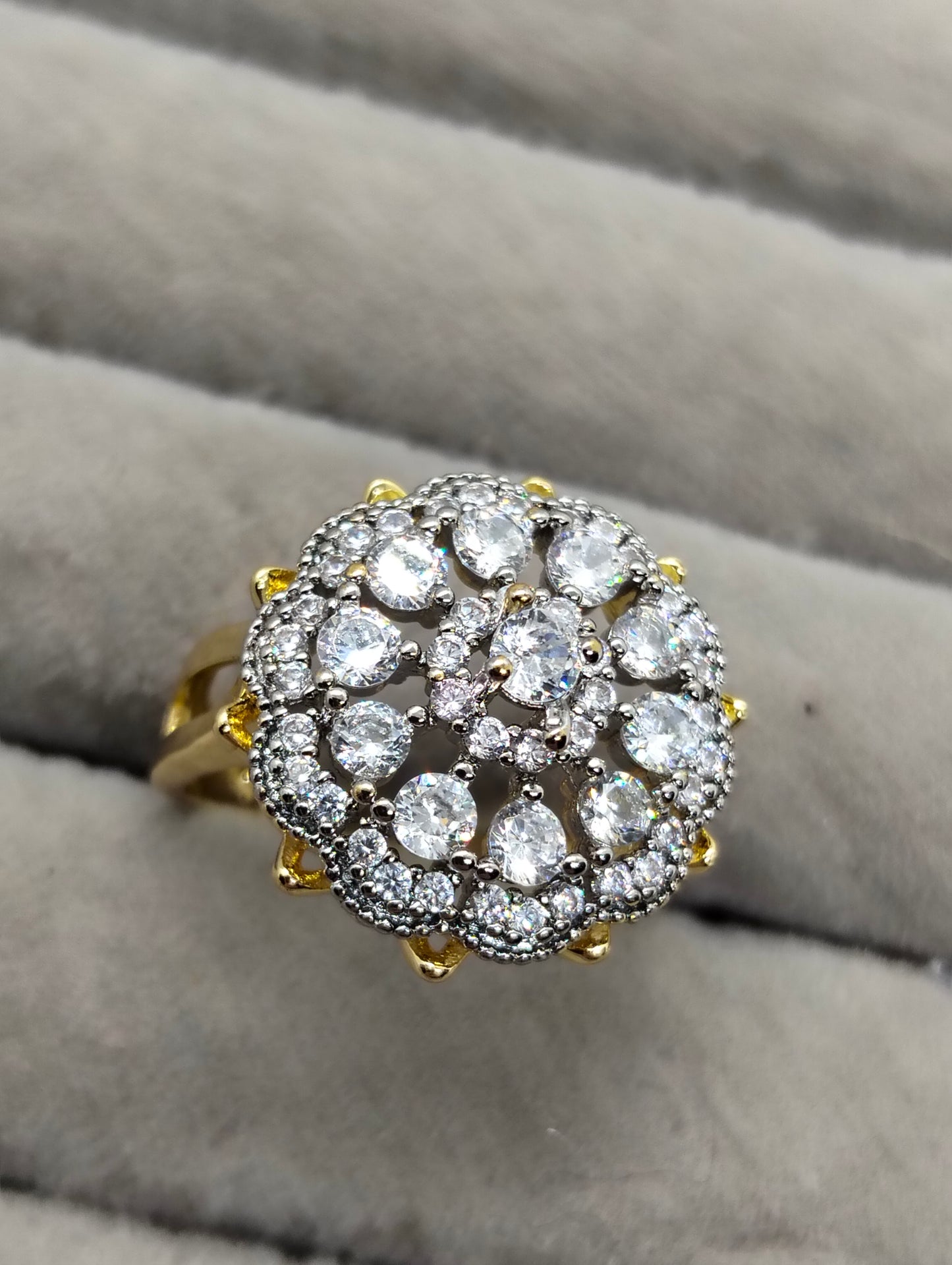 Gold plated ring with cubic zircon