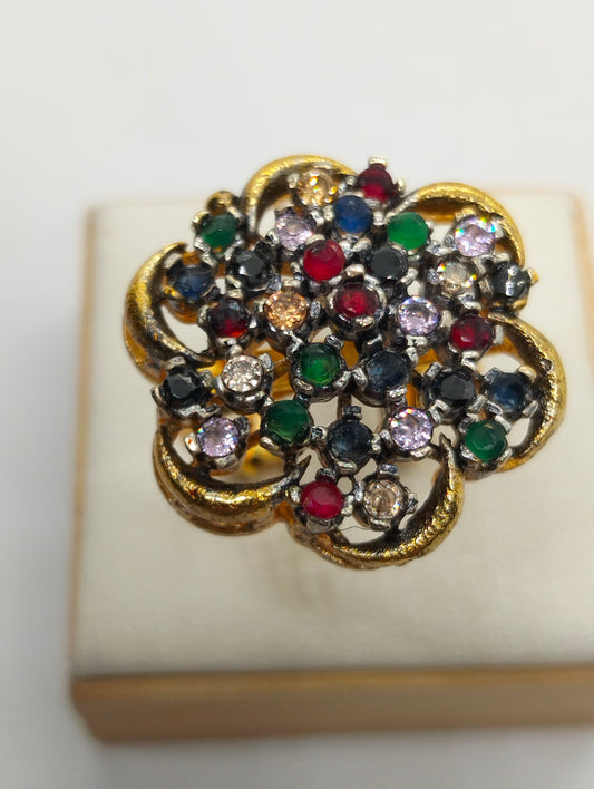 Multi stone adjustable ring in casting