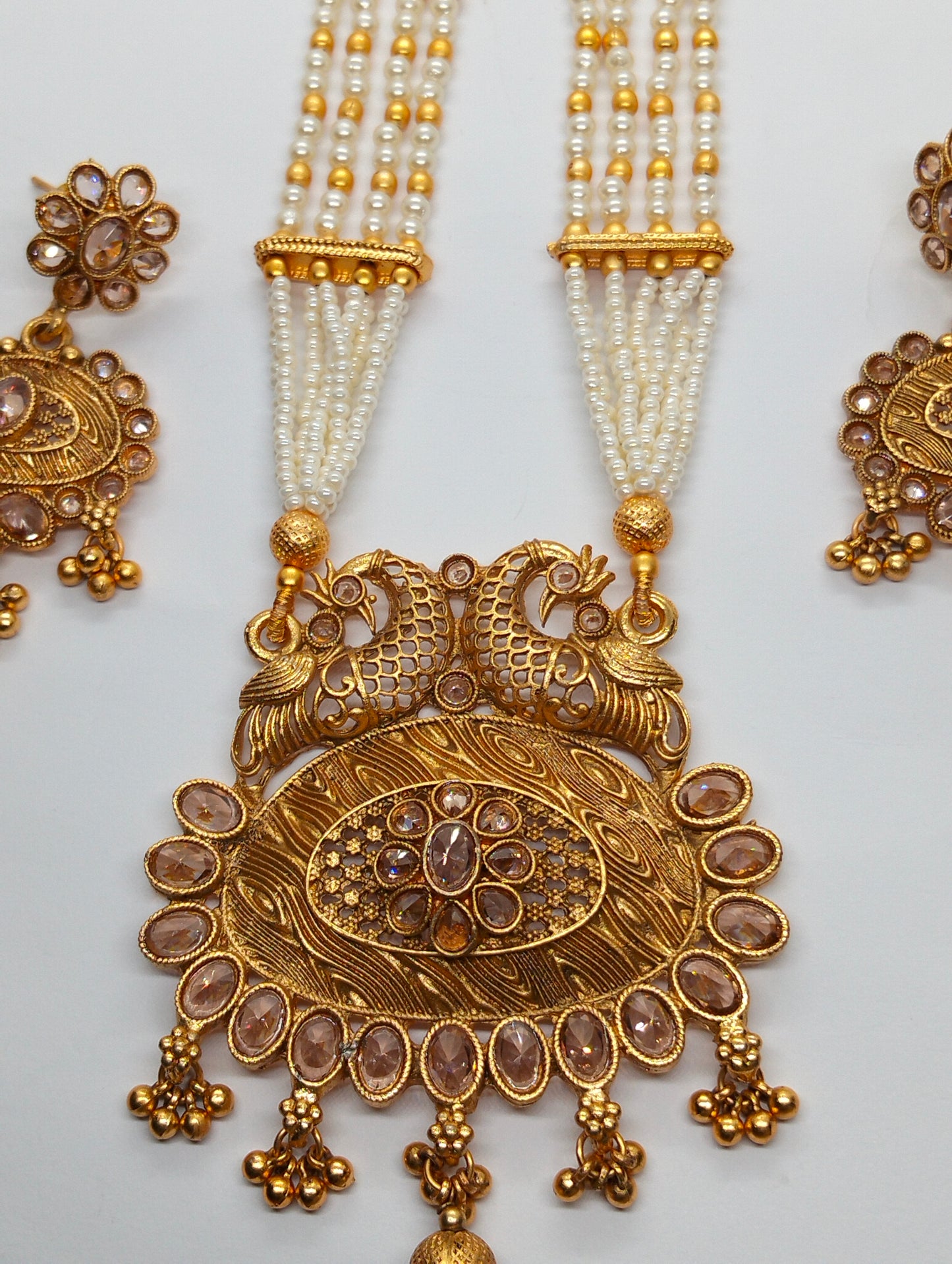 Antique Gold Peacock Motif Kundan Pearl Necklace Set