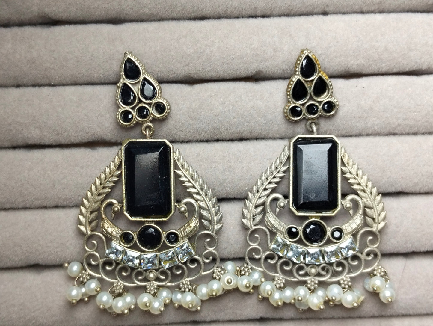 Black stone oxidized handmade brass Bali's