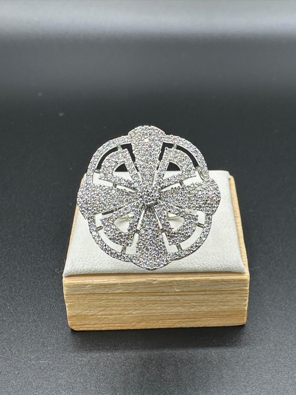 One carat diamond look adjustable ring