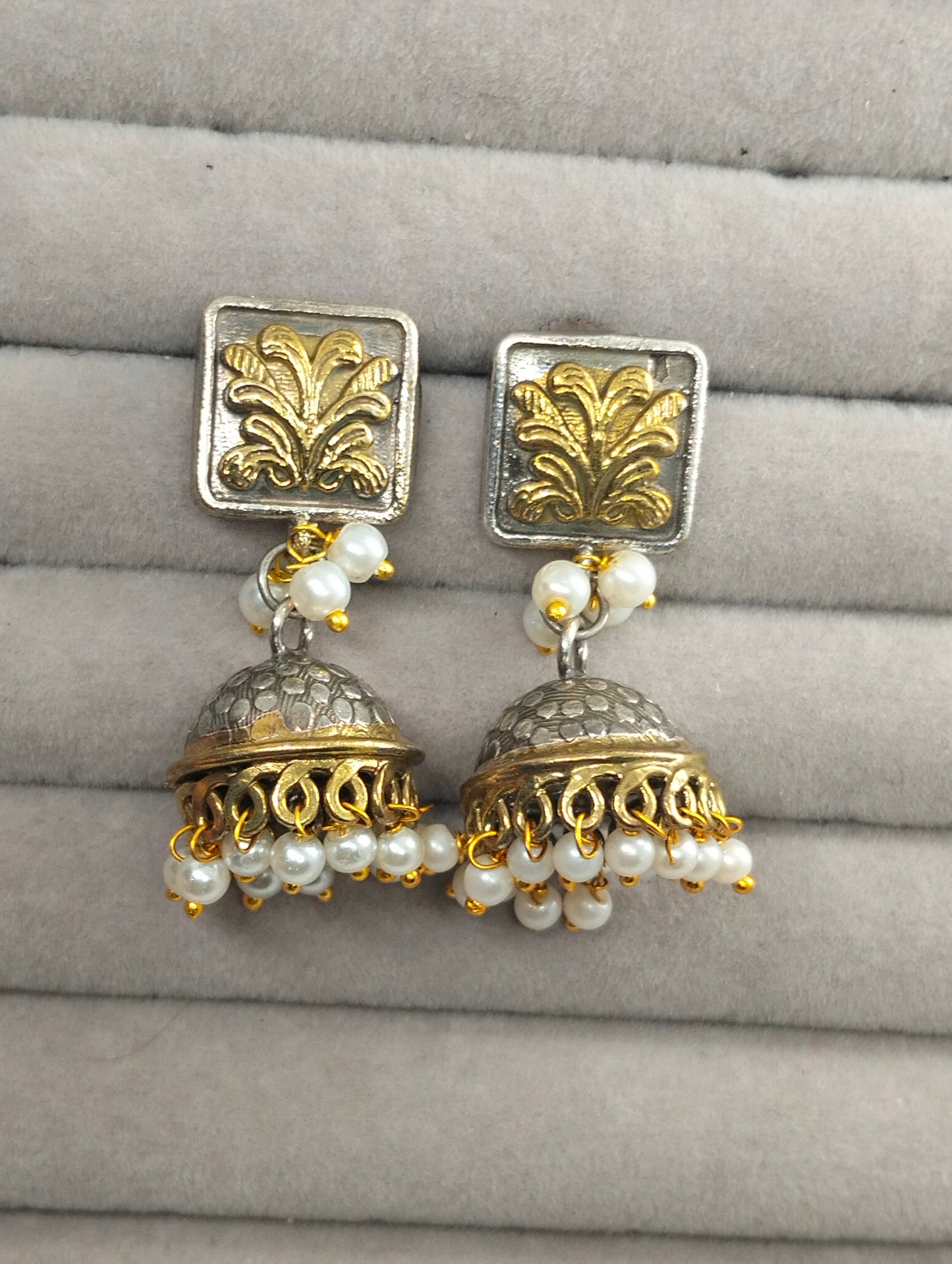 Two toned oxidized handmade jhumki's