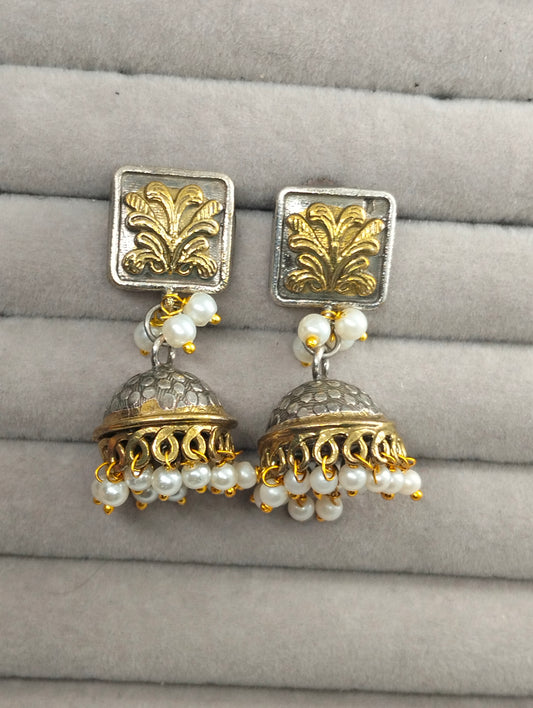 Two toned oxidized handmade jhumki's