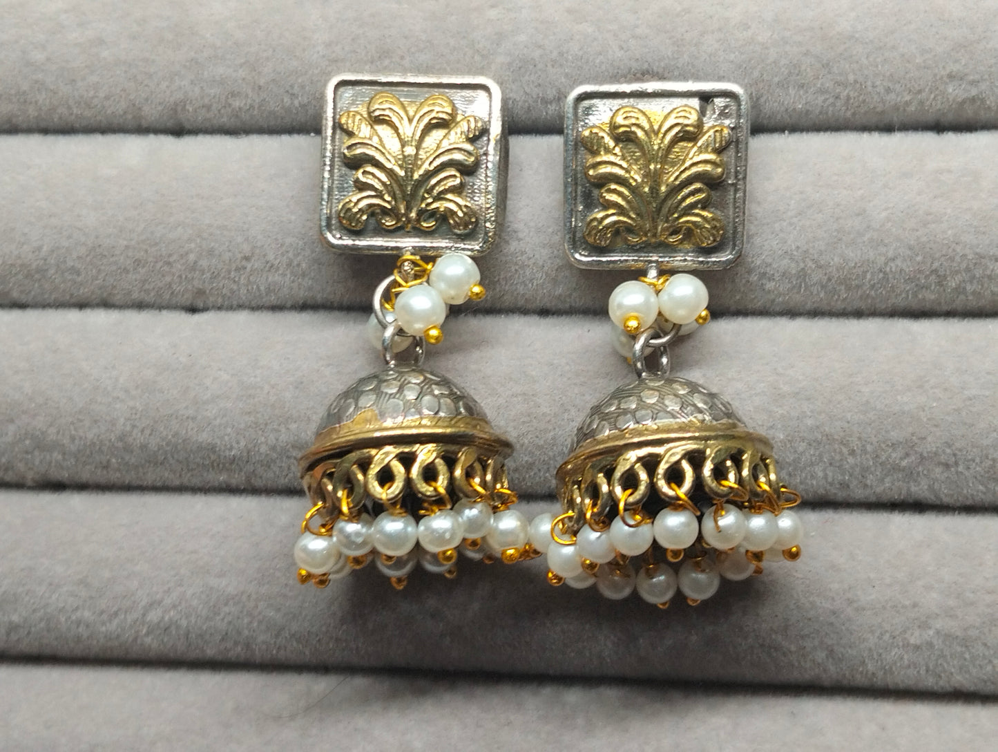 Two toned oxidized handmade jhumki's