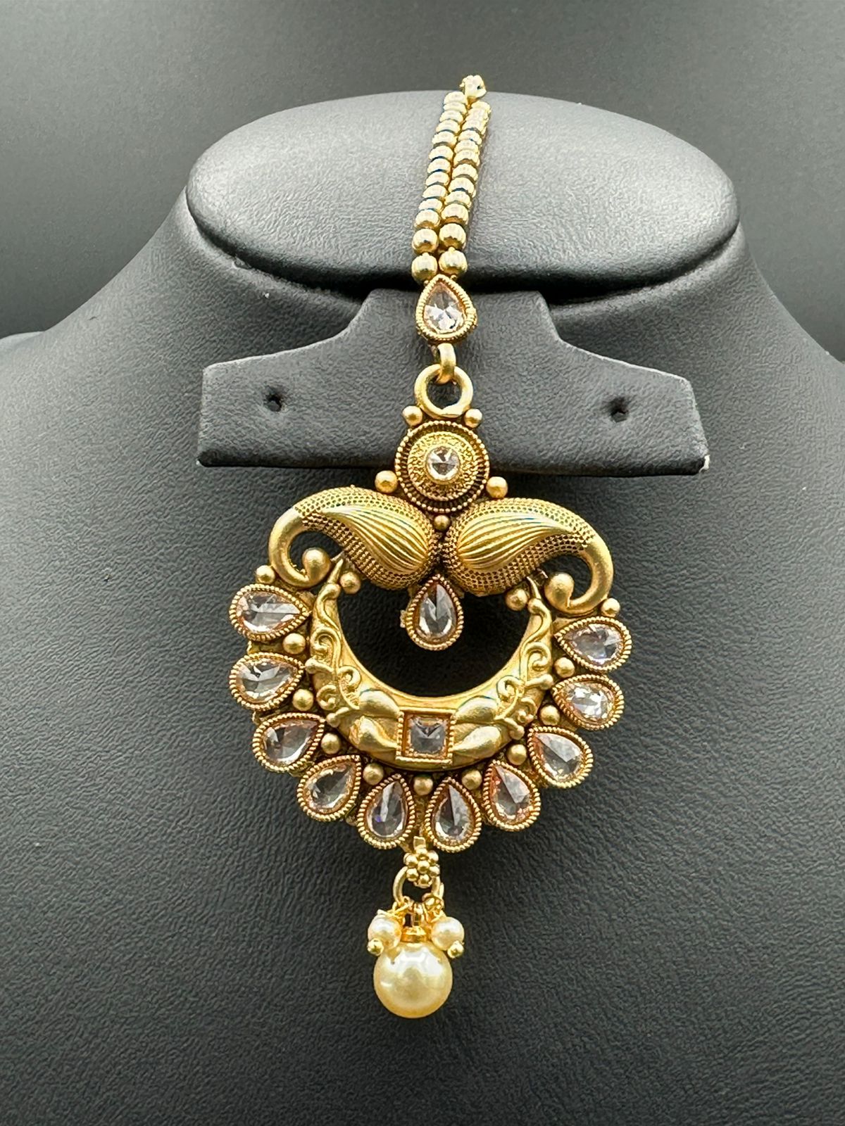 Vintage Mewar | Handcrafted Rajwari Maang Tikka