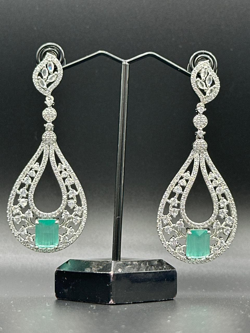 The Ethereal Oval | Mint Green Pastel Silver Earrings