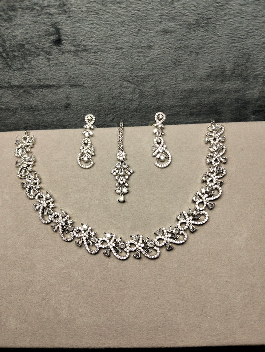 Silver rhodium plated necklace