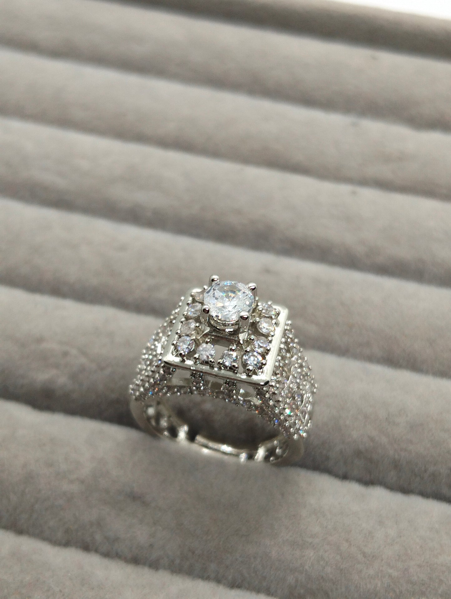 Tower ring silver rhodium plated