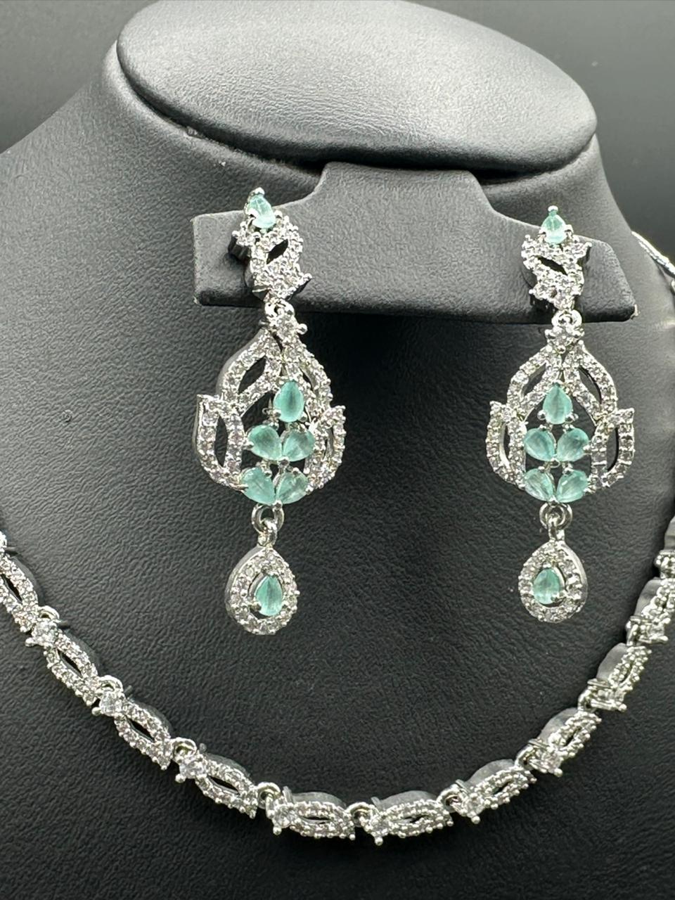 Mint Bloom Classic Neckline Set