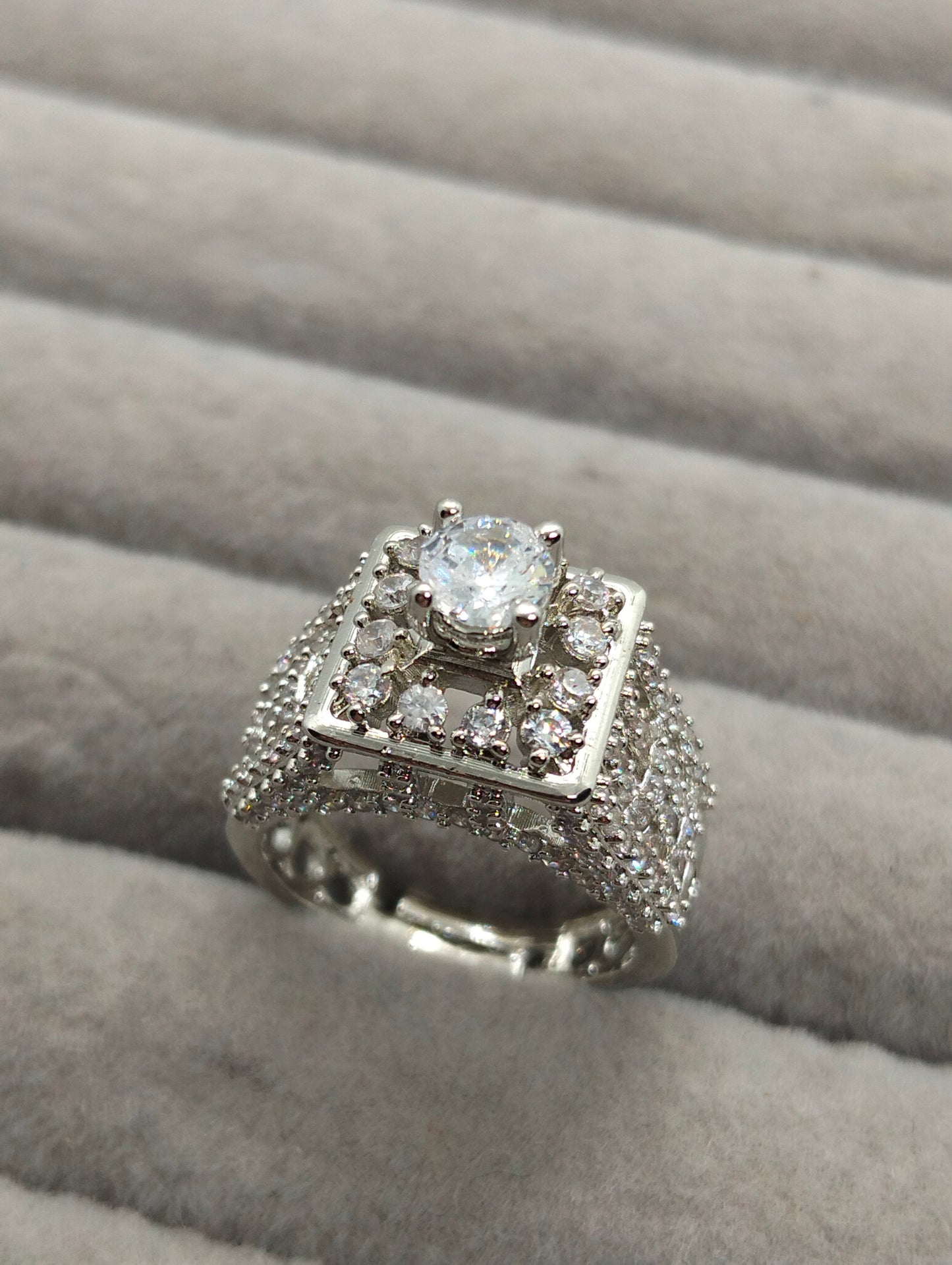Tower ring silver rhodium plated