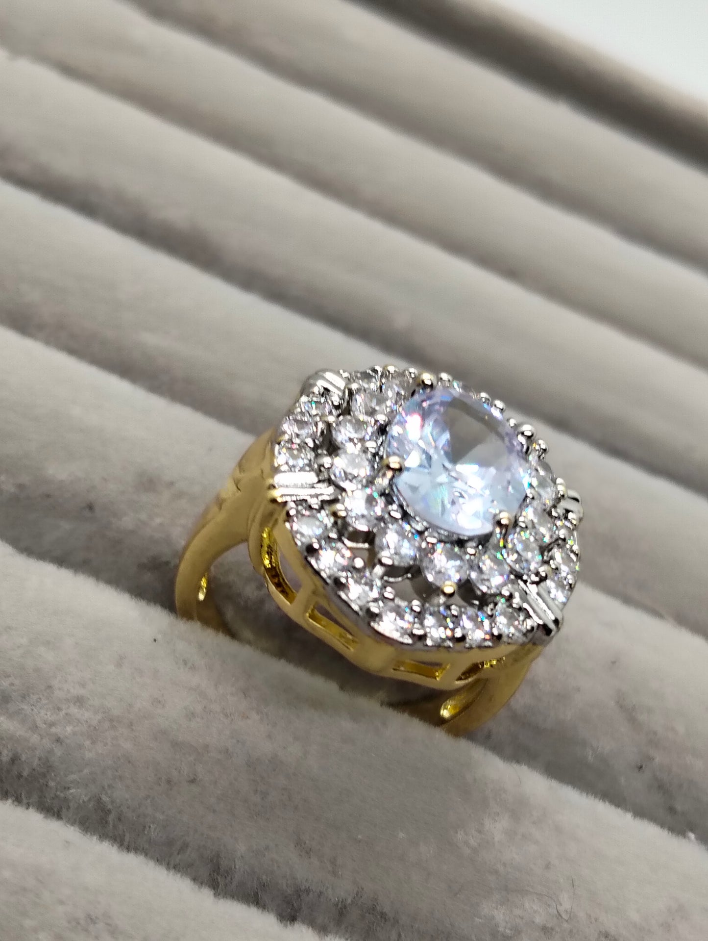 18k gold polish big stone ring with cubic zircon