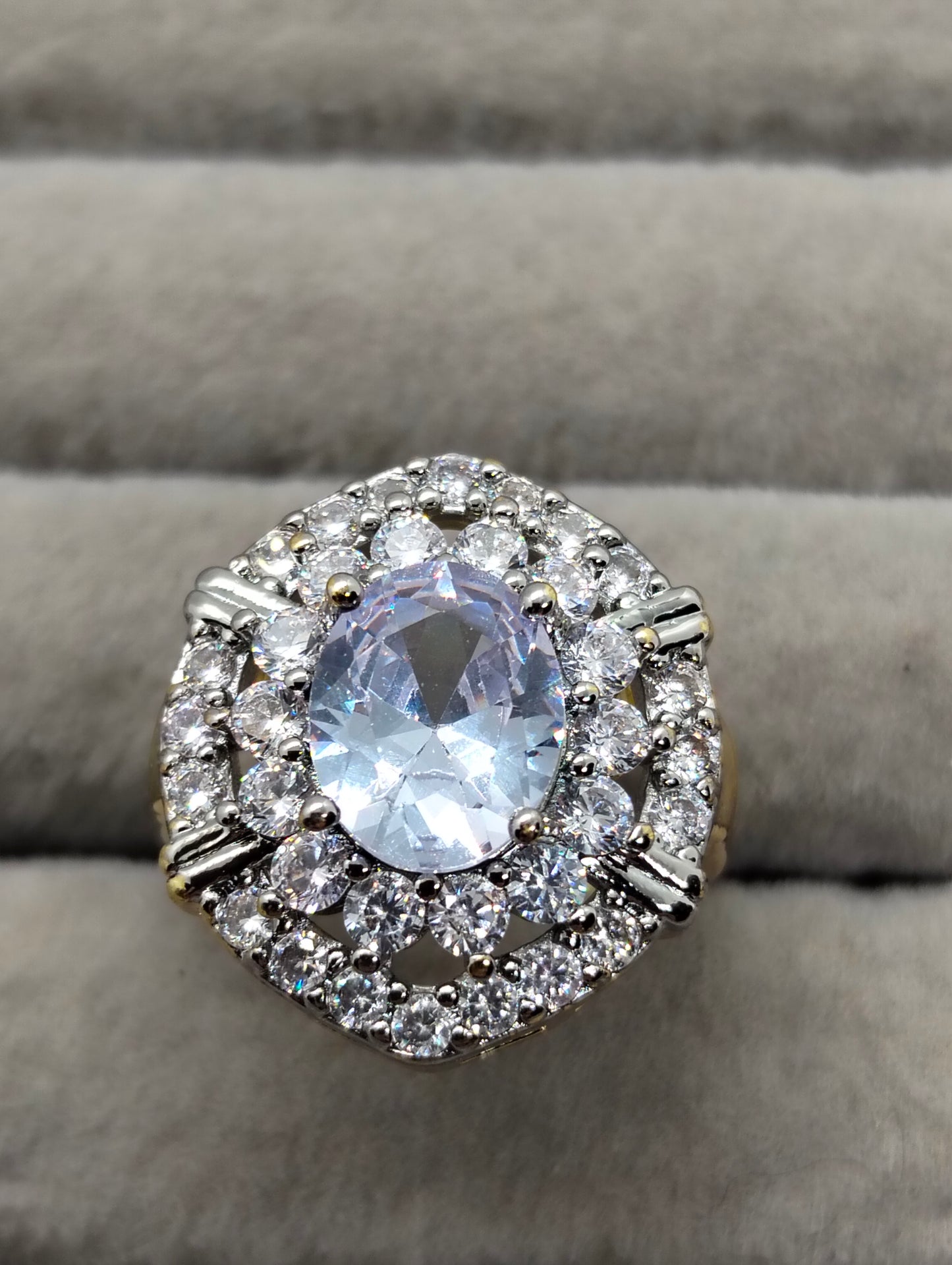 18k gold polish big stone ring with cubic zircon