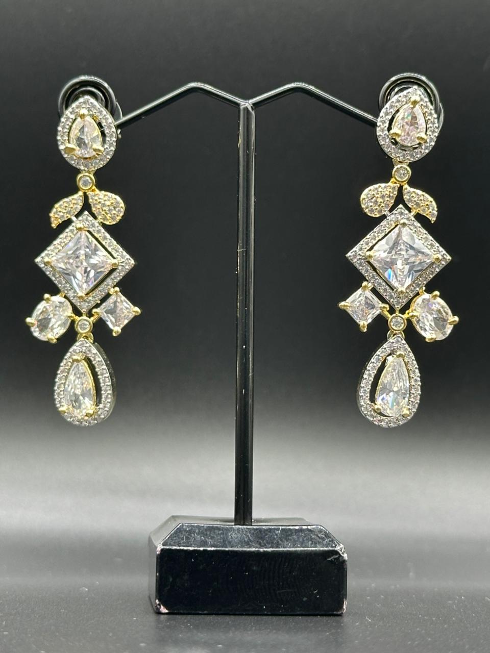 White Zirconia Geometric Drop Earrings 1 Carat