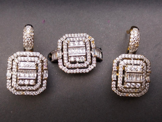 Two toned ring earings set