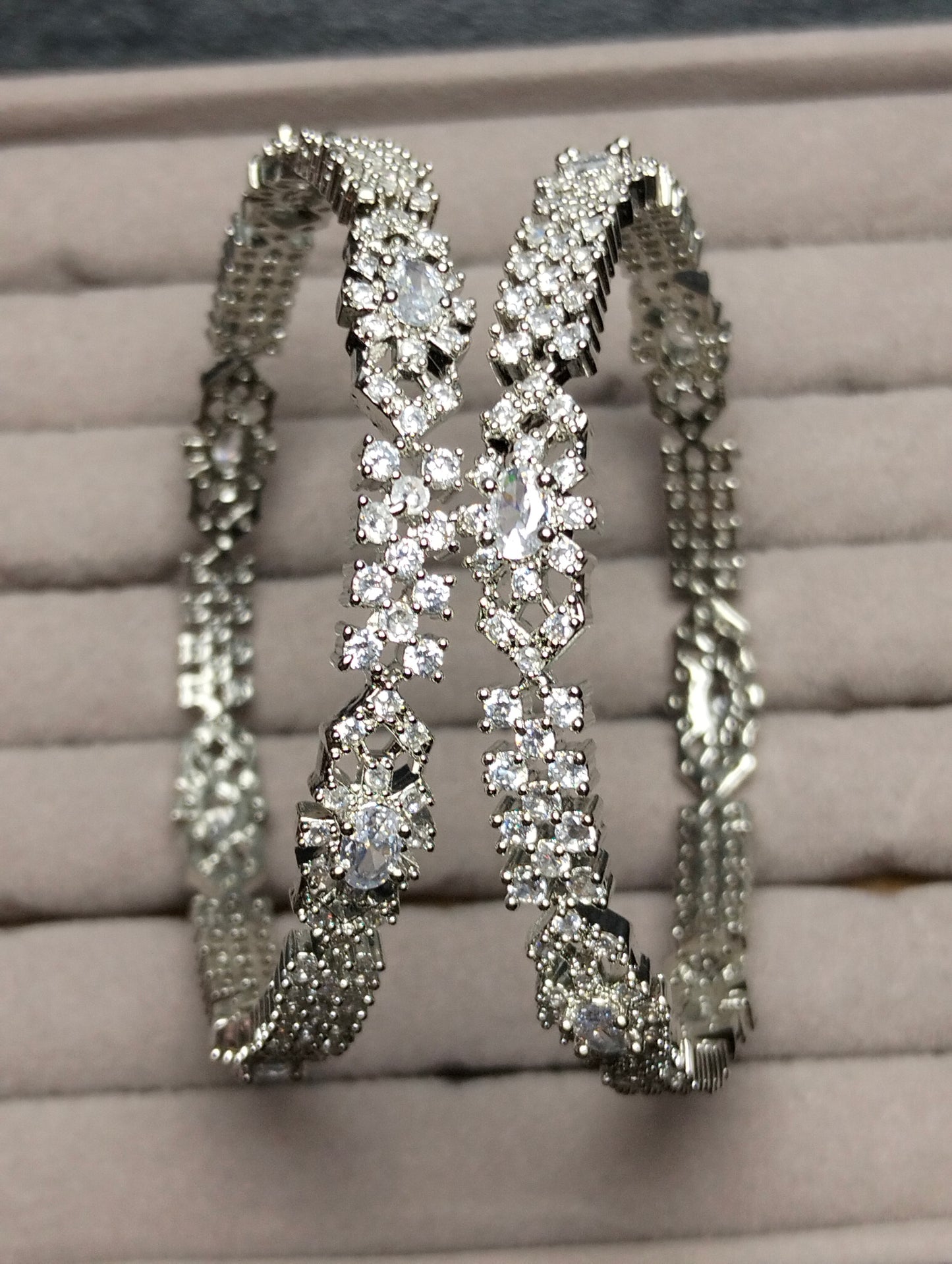 Floral crystal silver rhodium plated Bangel